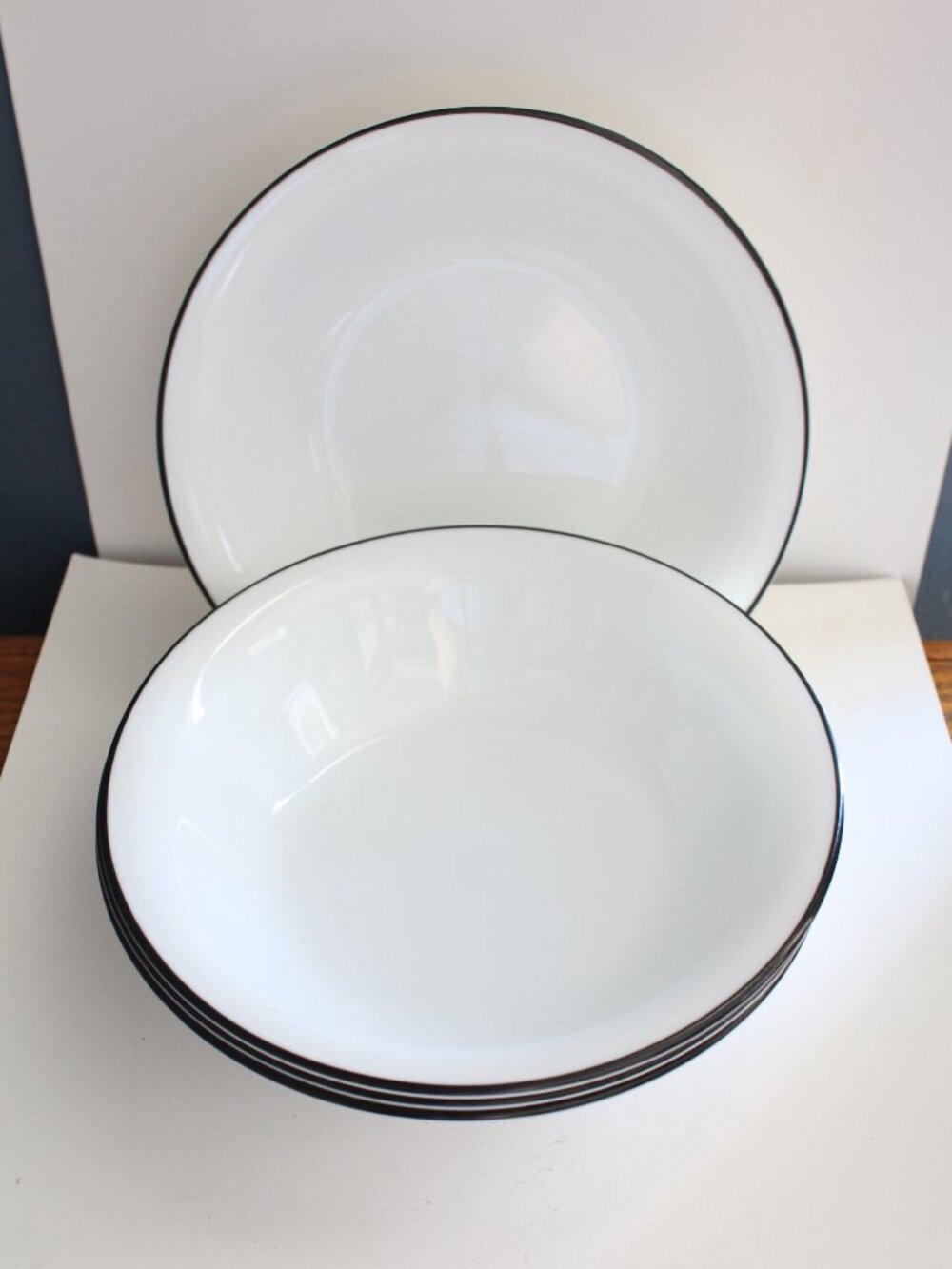 Noir Corelle Set of 4 Soup/Cereal Bowls 7.25"
